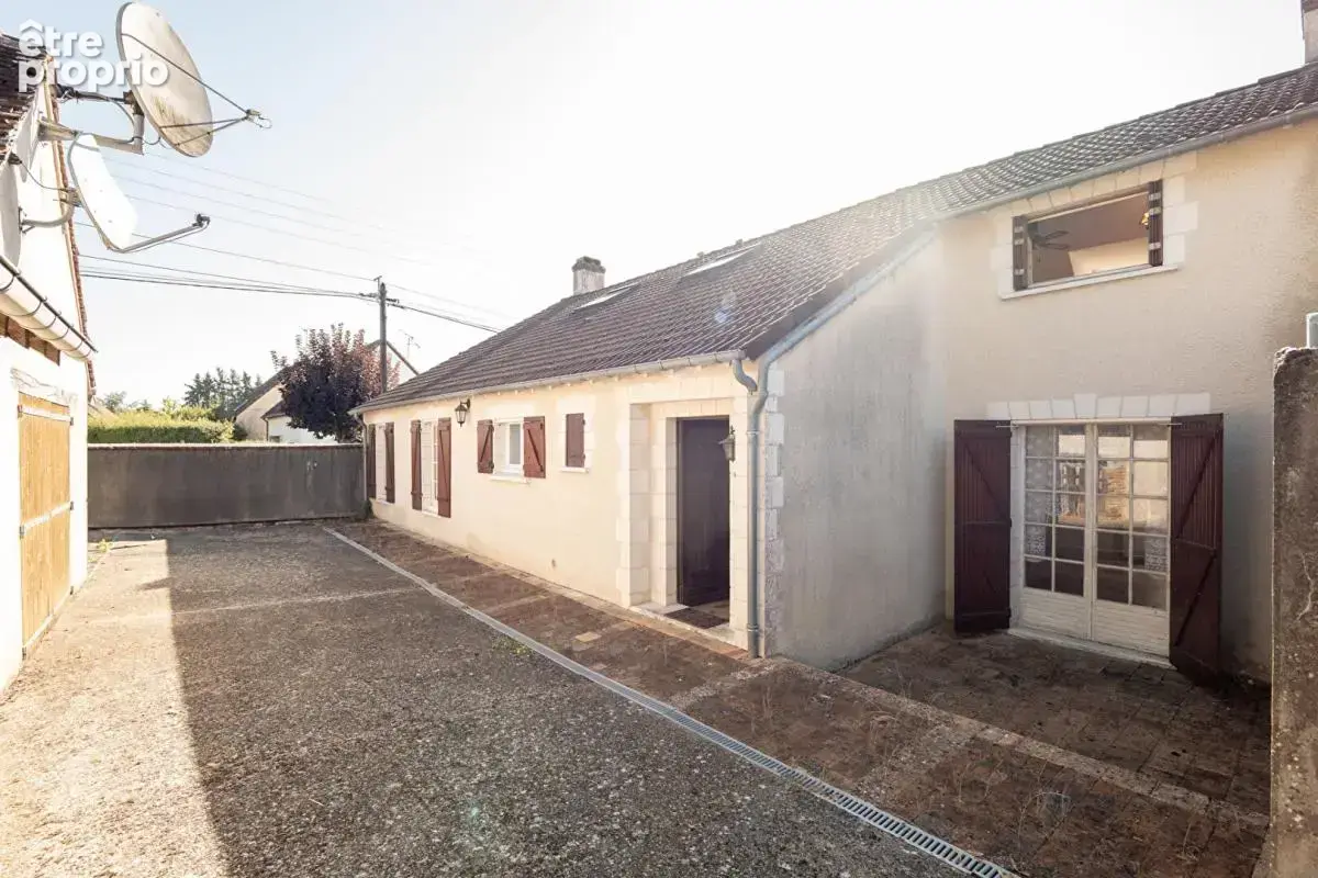 Lieux uniques ® propriétés privées -  propose ancien couvent de 173 m² sur un terrain de 1.600 m² - azé - gare tgv vendôme - photo 4