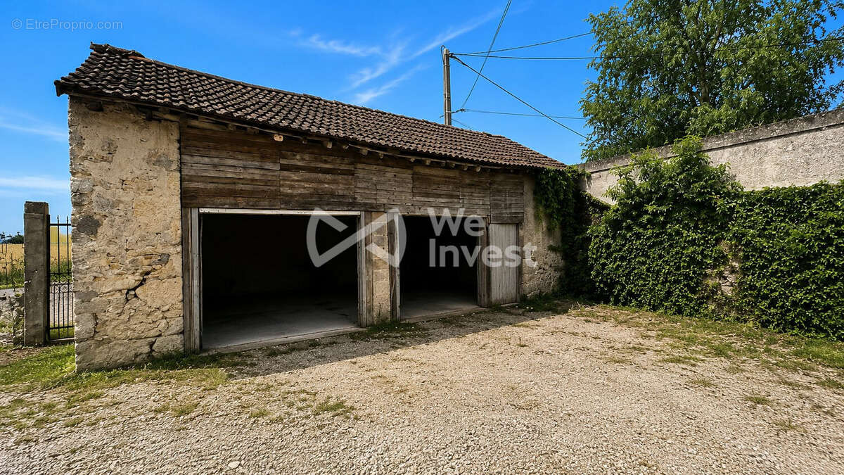 Maison à AUXY
