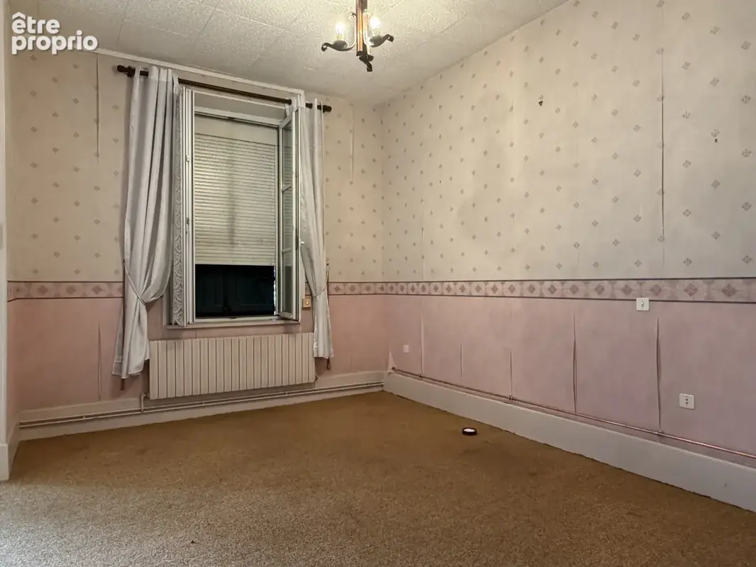 Maison en pierre de 160 m2 avec terrain clos et arboré   Villers-Saint-Sépulcre - photo 7