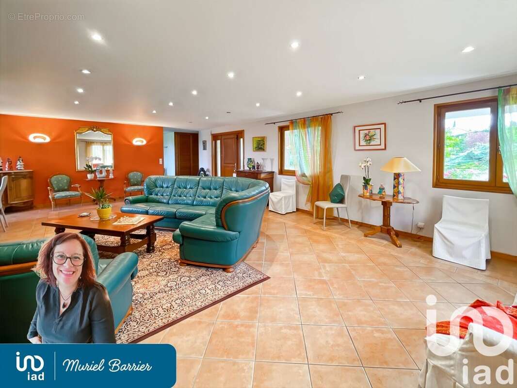 Photo 6 - Maison à SAINT-GENEST-LERPT