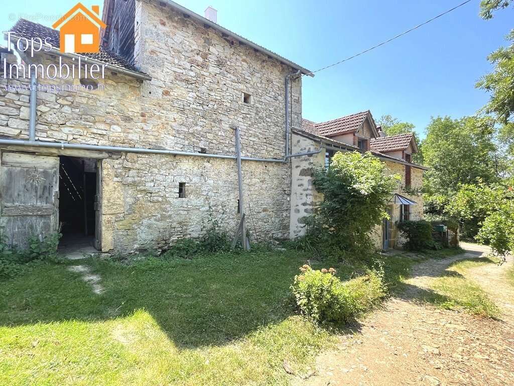 Maison à CAUSSE-ET-DIEGE