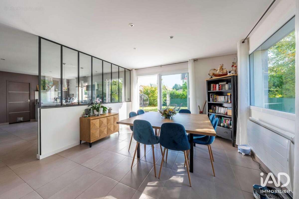 Photo 3 - Maison à VOISENON