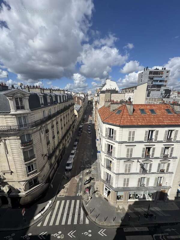 Appartement à PARIS-14E