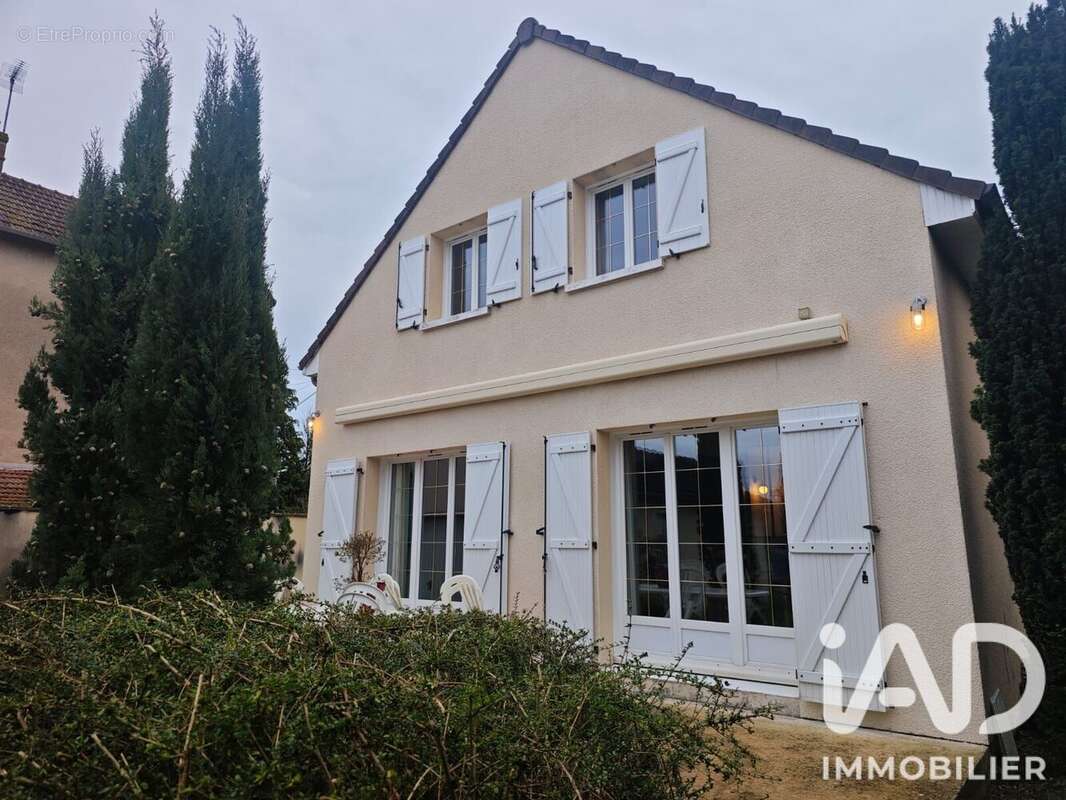 Maison 156 m² à Nogent-Sur-Seine  - photo 3
