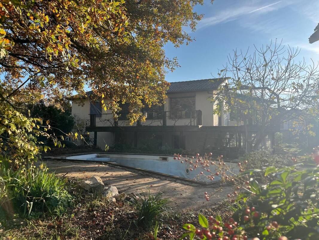 Photo 1 - Maison à MONTMERLE-SUR-SAONE