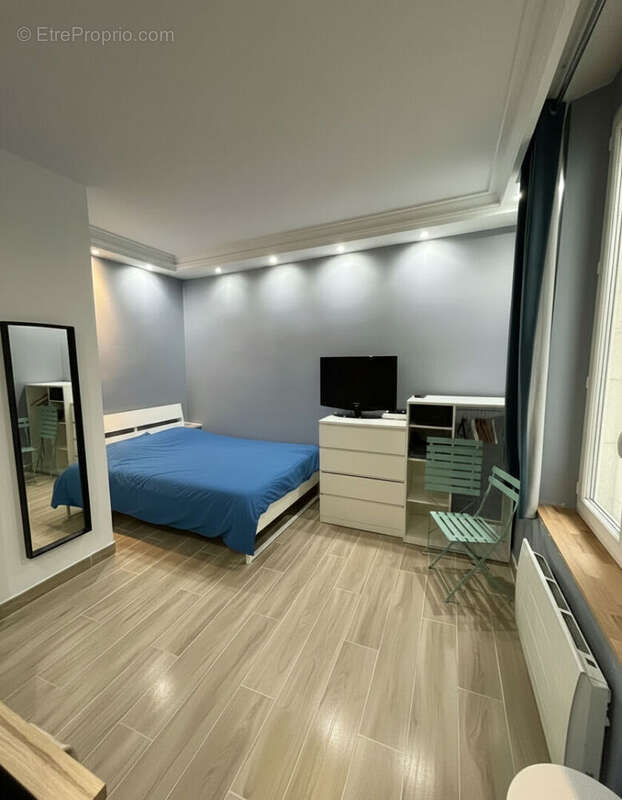 Appartement à PARIS-2E