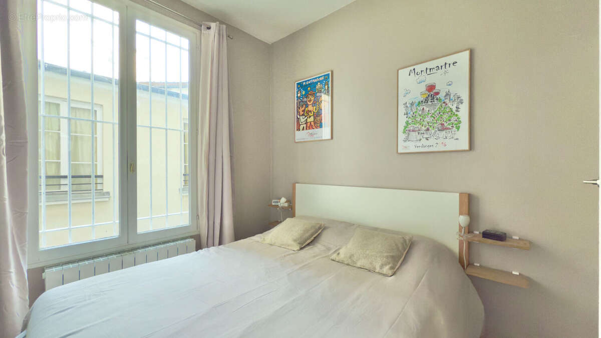 Appartement à PARIS-9E