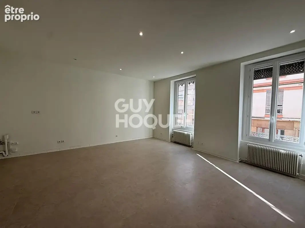 3 pièces 67 m² Bellecombe Lyon 6e - photo 2