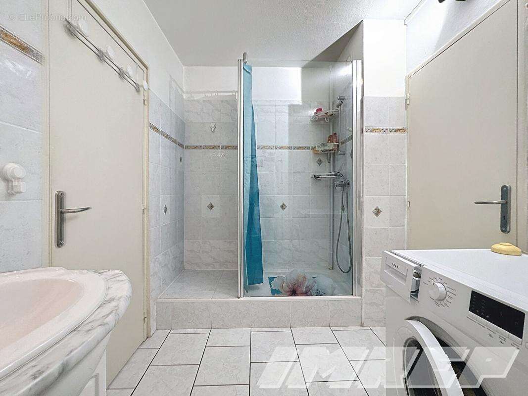 Appartement à MARSEILLE-10E