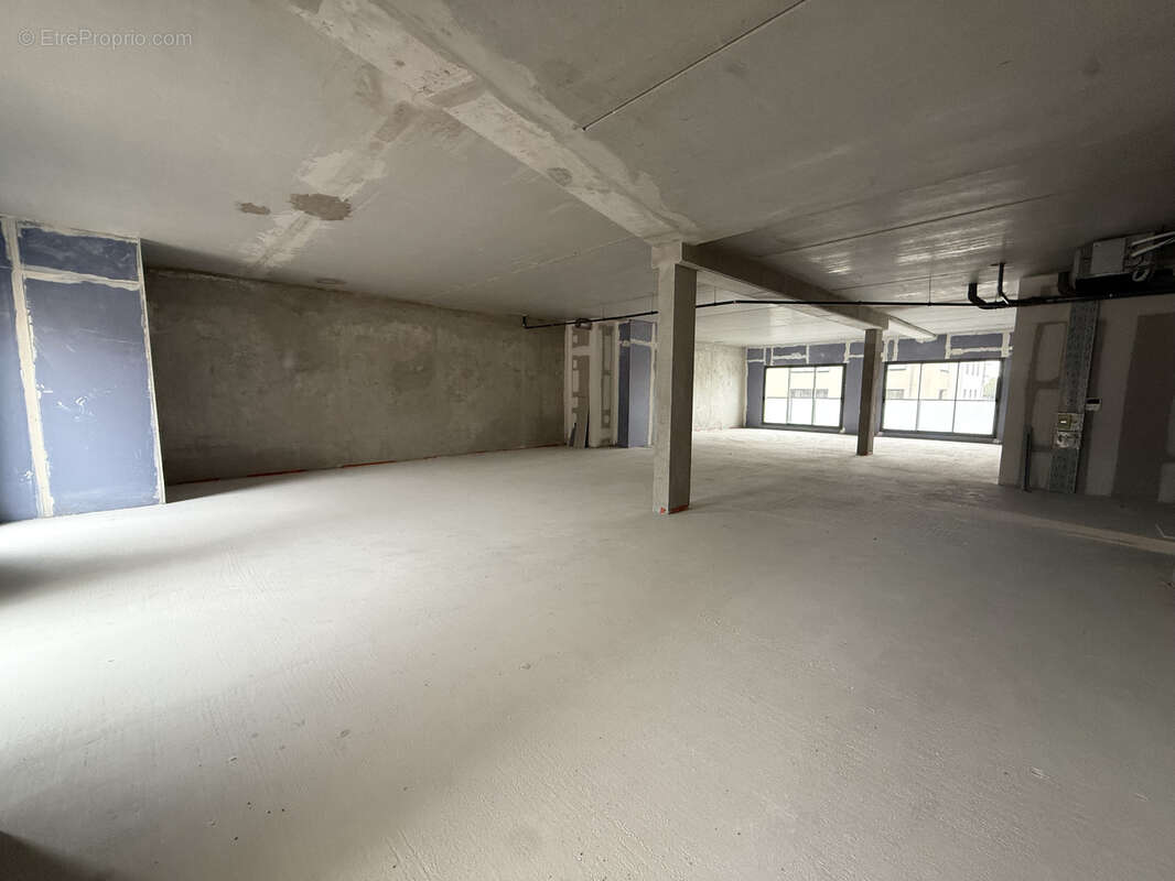 Commerce à SANARY-SUR-MER