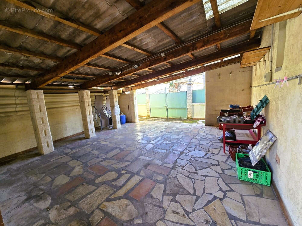 Maison à NIMES