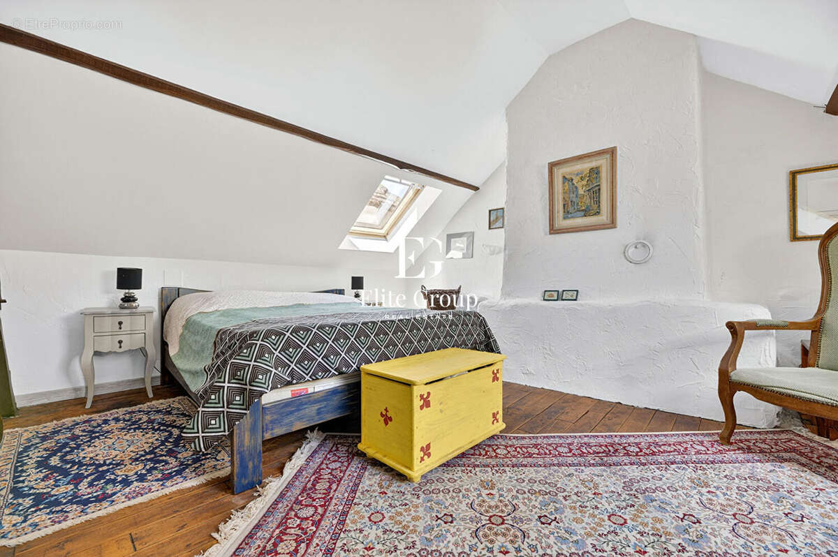 Maison à DOISSAT