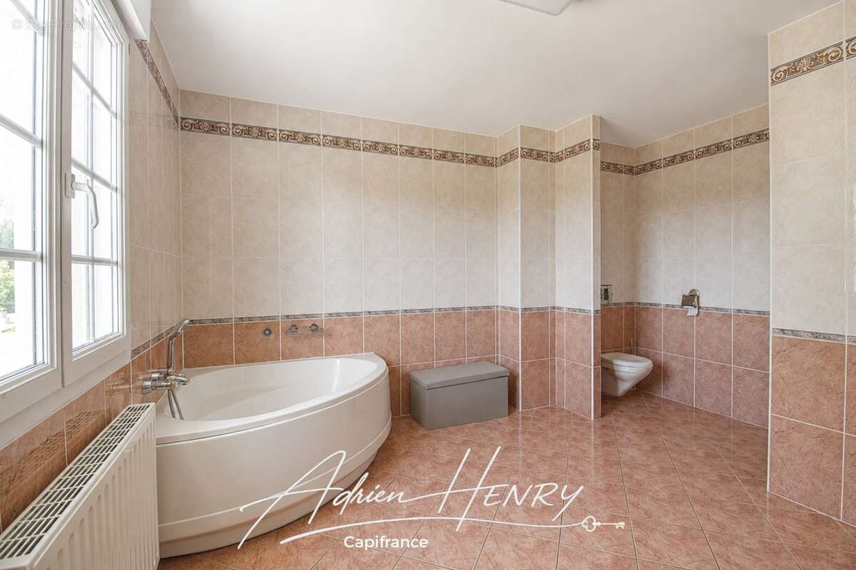 Maison à vendre 6 pièces HUSSIGNY GODBRANGE (54) - photo 9