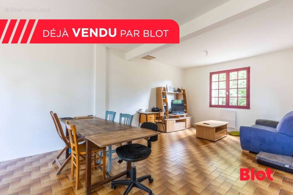 Maison à SAINT-UNIAC