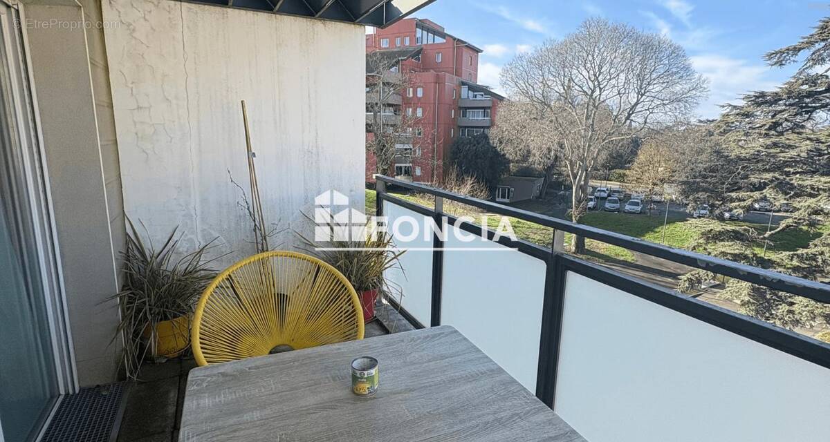 Appartement à COLOMIERS