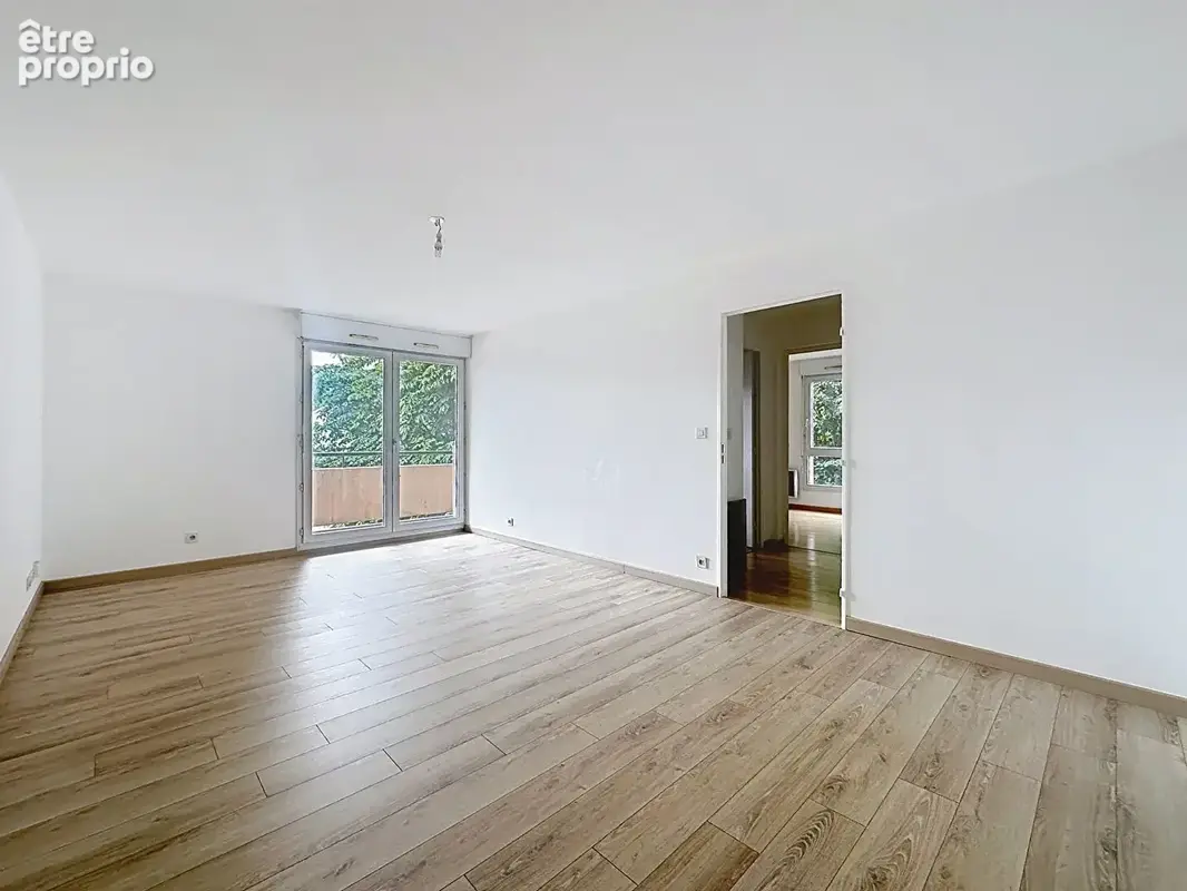 Appartement T2 avec balcon - photo 2