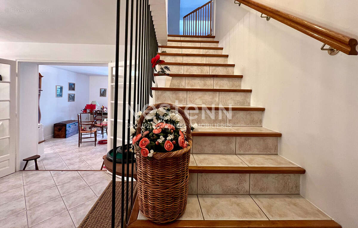 Maison à AULNOIS-EN-PERTHOIS