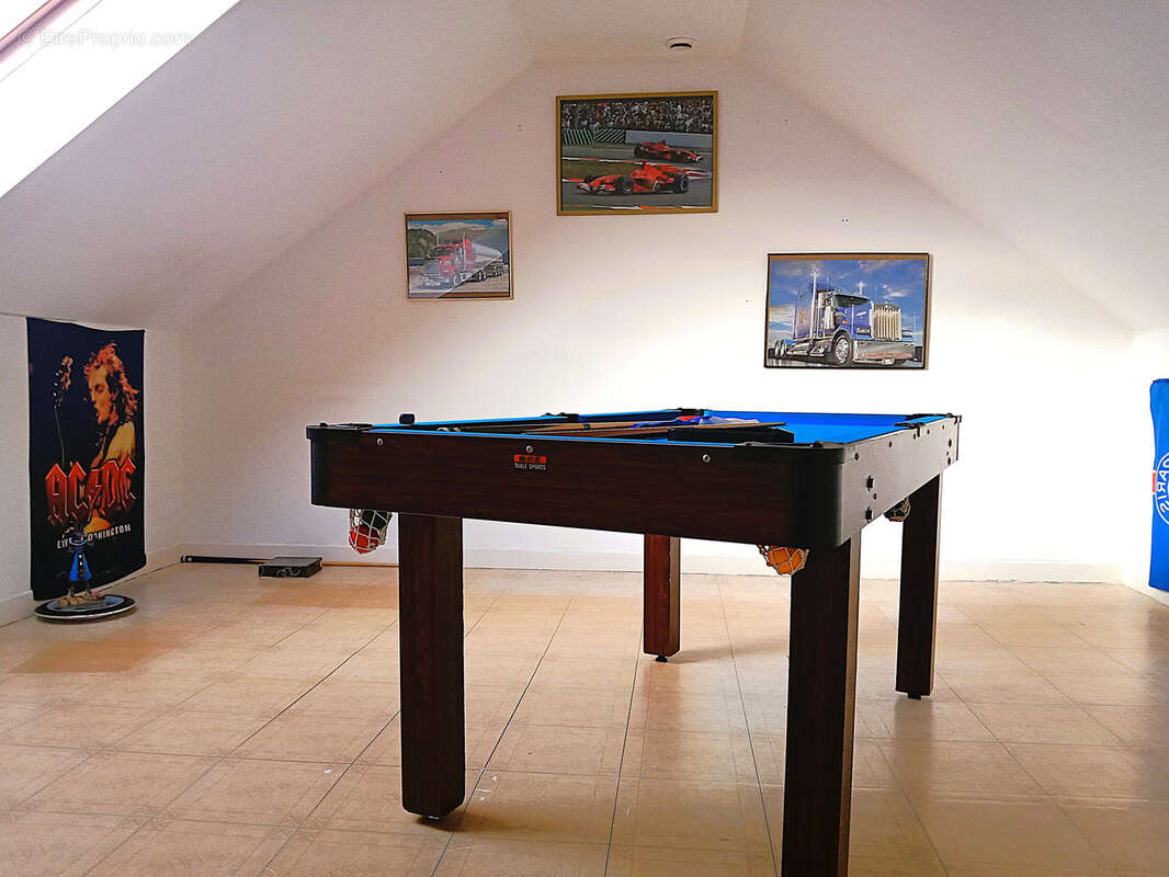 Maison à FAINS-LA-FOLIE