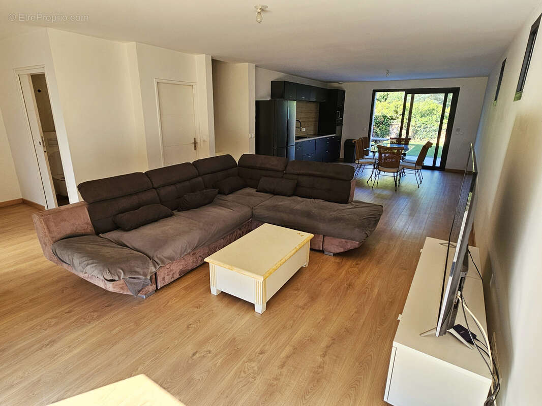 Maison à VILLECRESNES