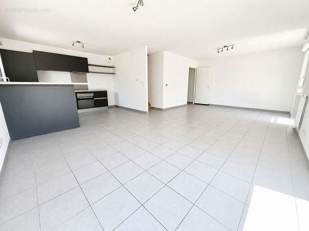 Appartement 4 pièces en duplex de 89m² + Jardin de 450m² + Garage ! SAINT-SIMON - photo 4