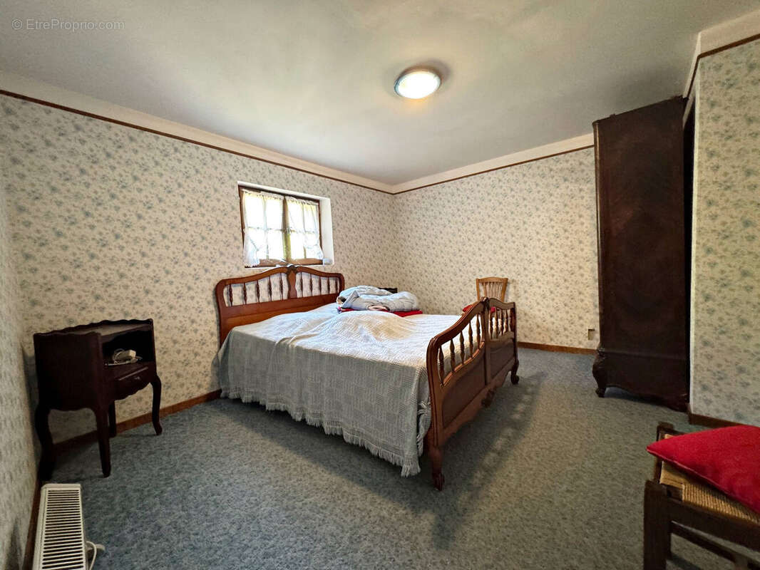 Maison 64 m² à Castellane  - photo 8