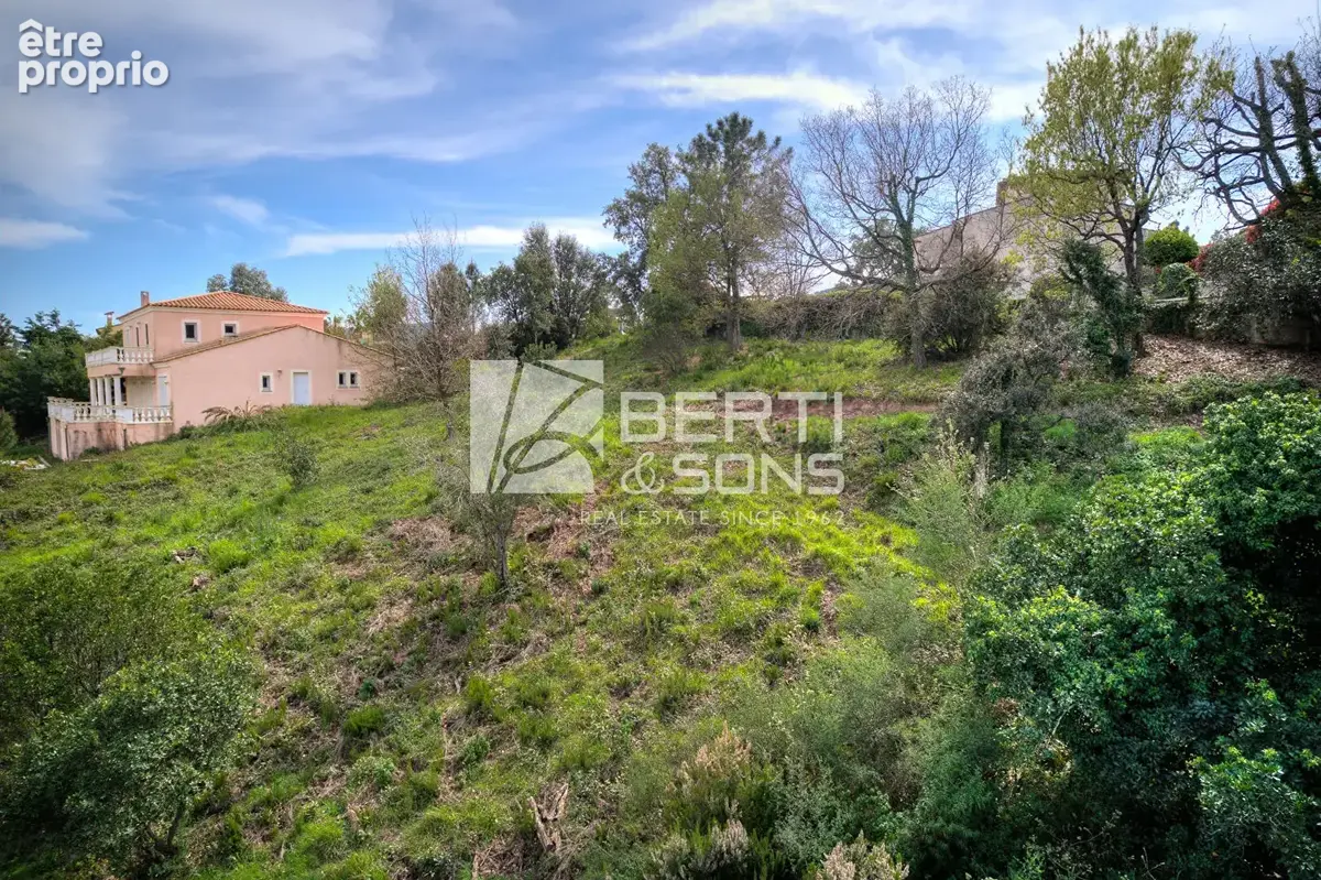 Mandelieu à 15 mn - domaine de séguret  exclusivité rare opportunité foncière 3 940 m² vue mer - 360 m² constructibles  pour une - photo 4