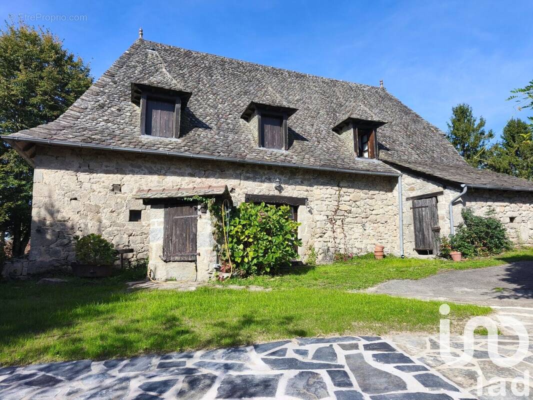 Photo 1 - Maison à CALVINET