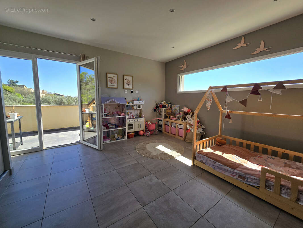 Maison à CAUMONT-SUR-DURANCE