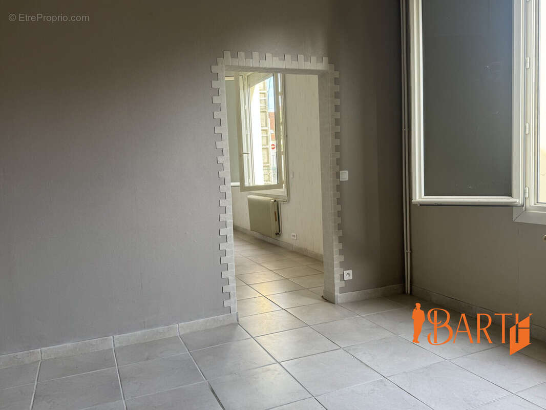 Maison 106 m² à Saint-Doulchard  - photo 9