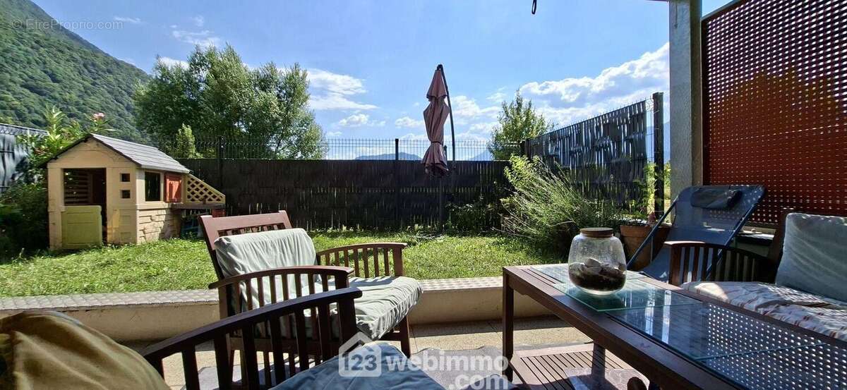 Appartement à CHAMP-SUR-DRAC