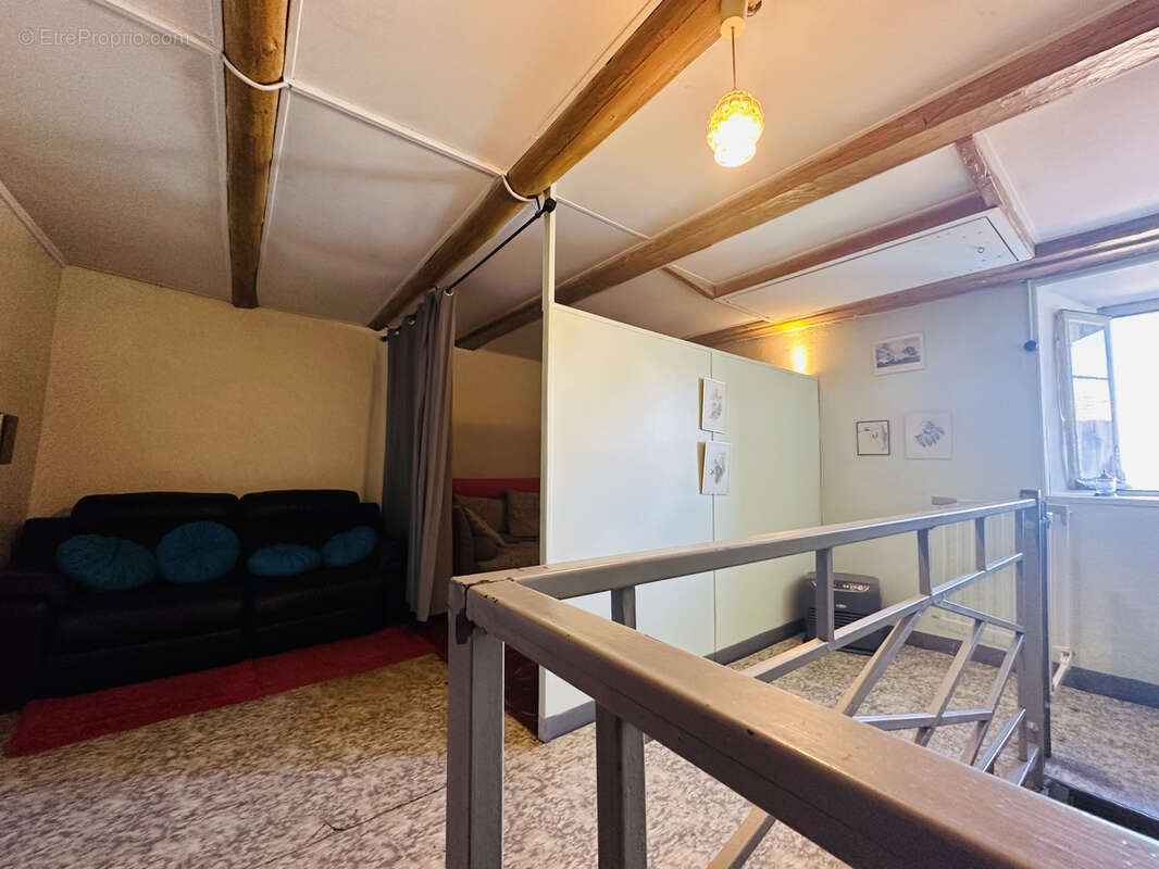 Maison à SAINT-GEORGES-D&#039;AURAC