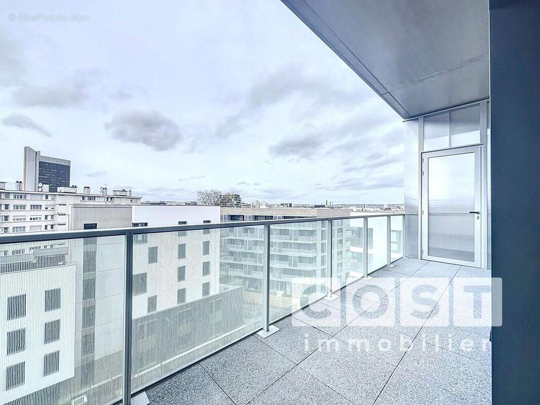 Appartement à GENNEVILLIERS