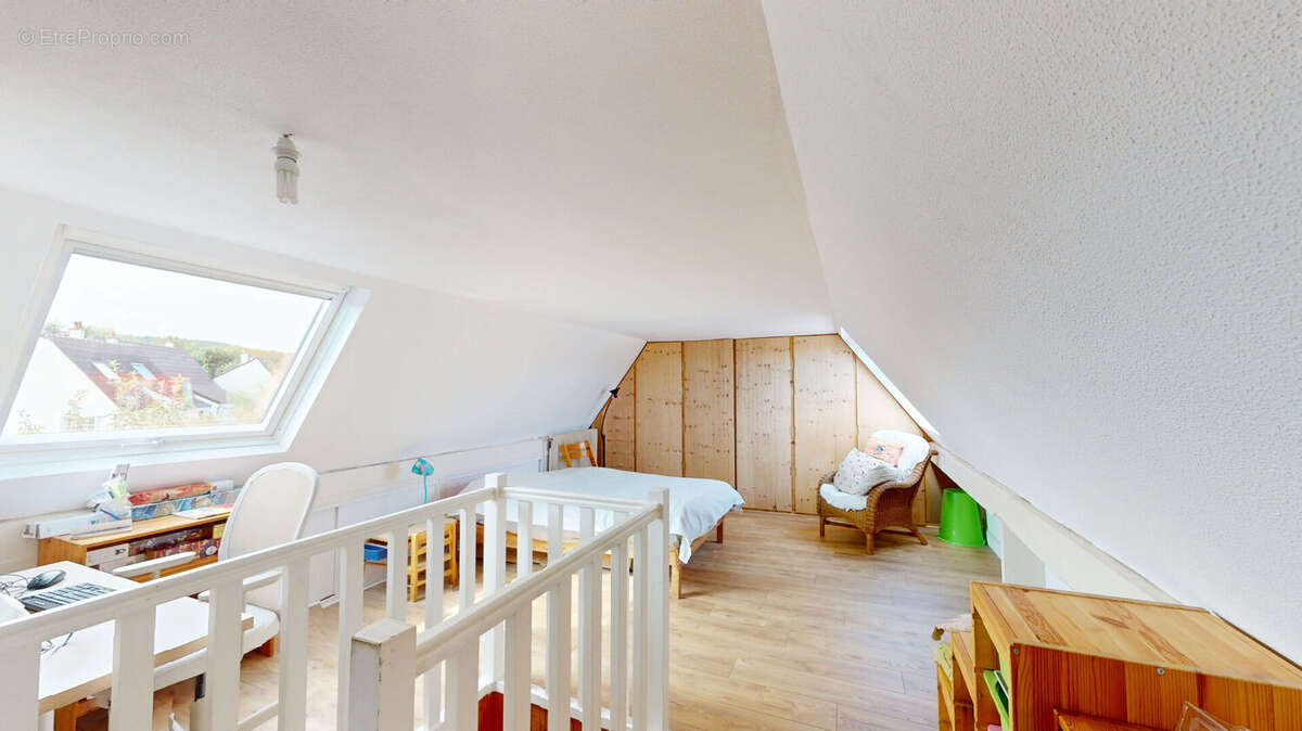 Maison de 149 m² à Breuillet - photo 13