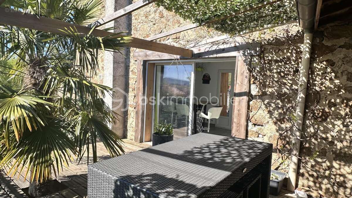 Maison à QUINTENAS