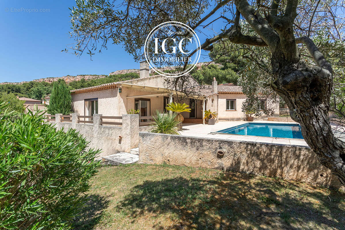 Maison type 5 - 150 m² / 954 m² terrain  piscine- vitrolles 13127 - photo 16