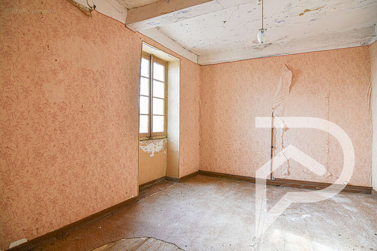 Maison à TOURRENQUETS