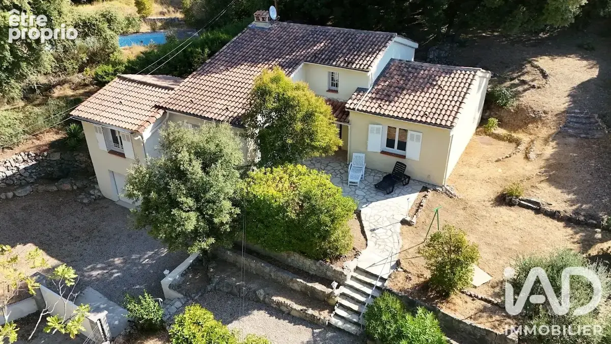 Photo 1 - Maison à TRANS-EN-PROVENCE