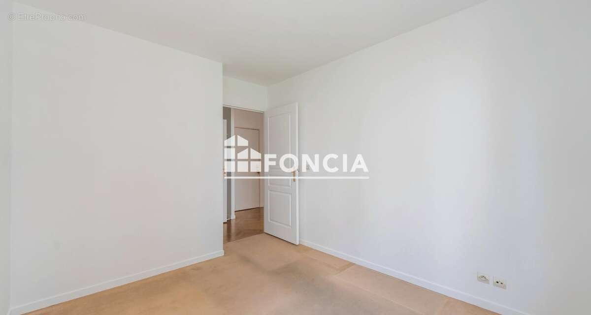 Appartement à PARIS-19E