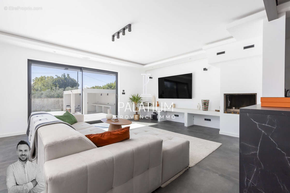 Maison à SALON-DE-PROVENCE