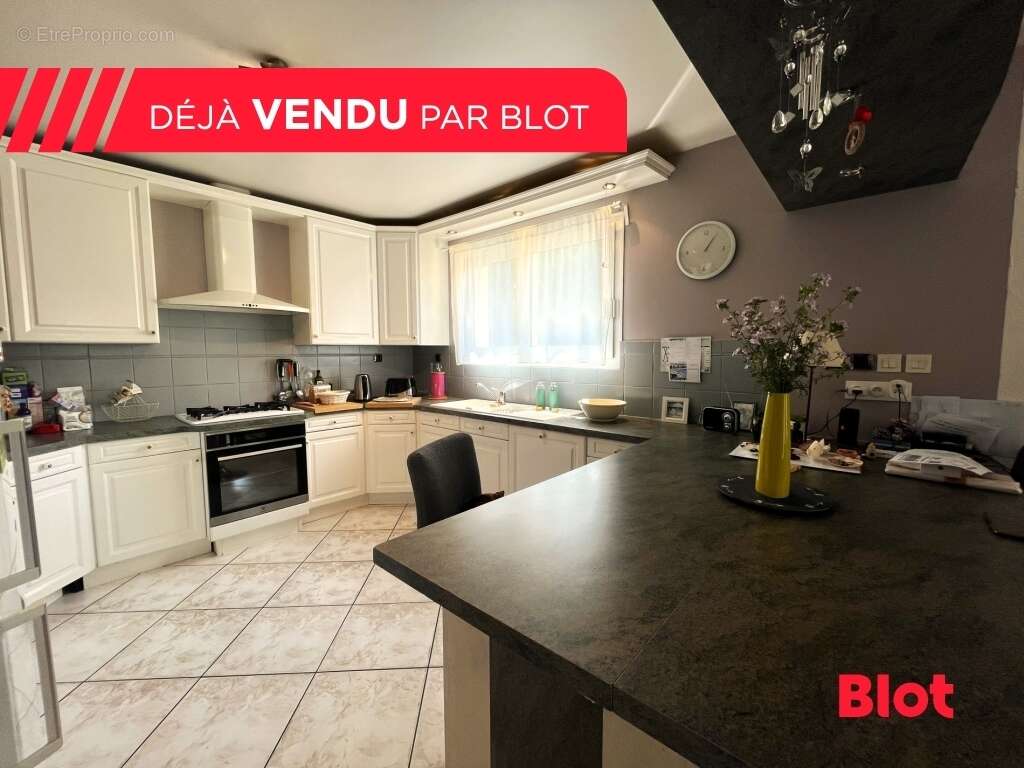 Maison à CINTRE