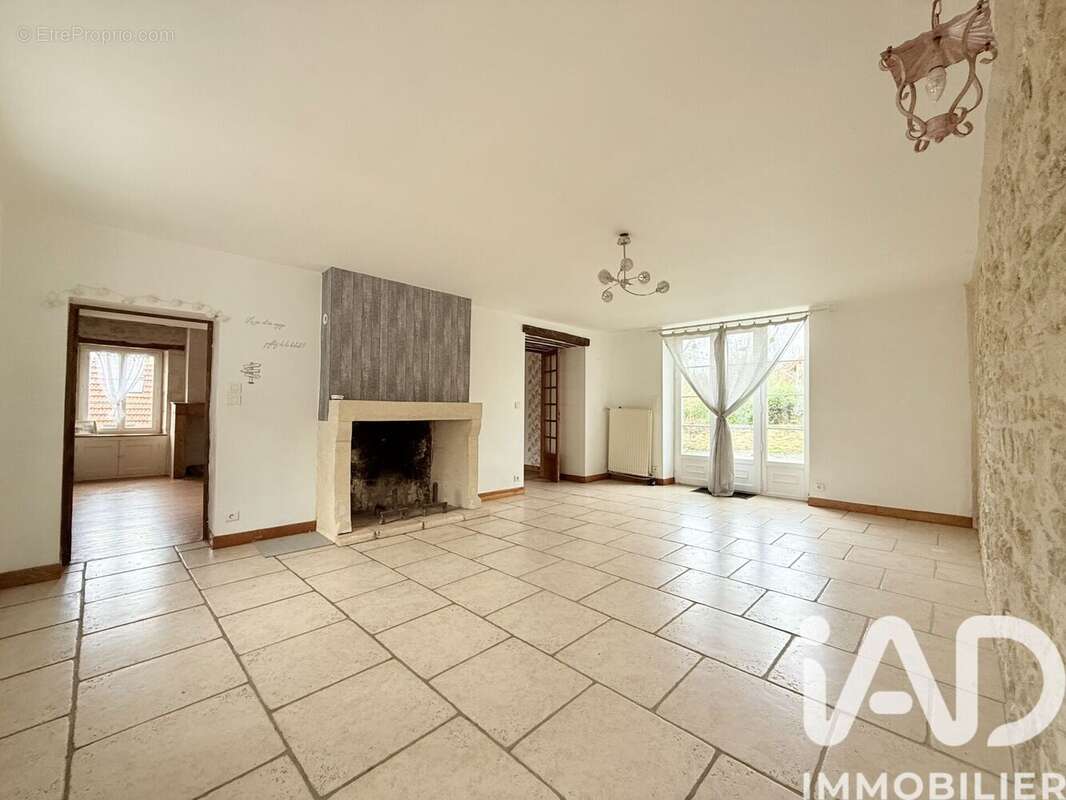 Photo 8 - Maison à AMBLENY