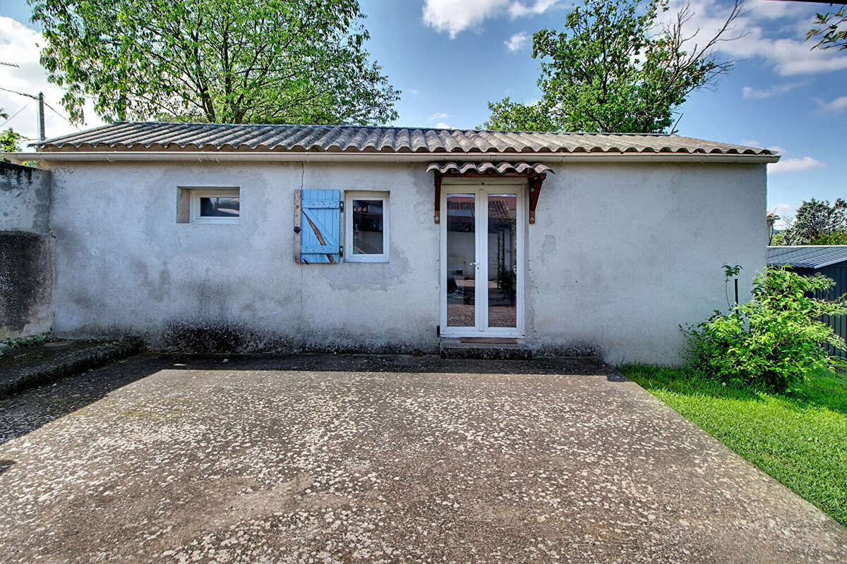 Maison à SALERNES