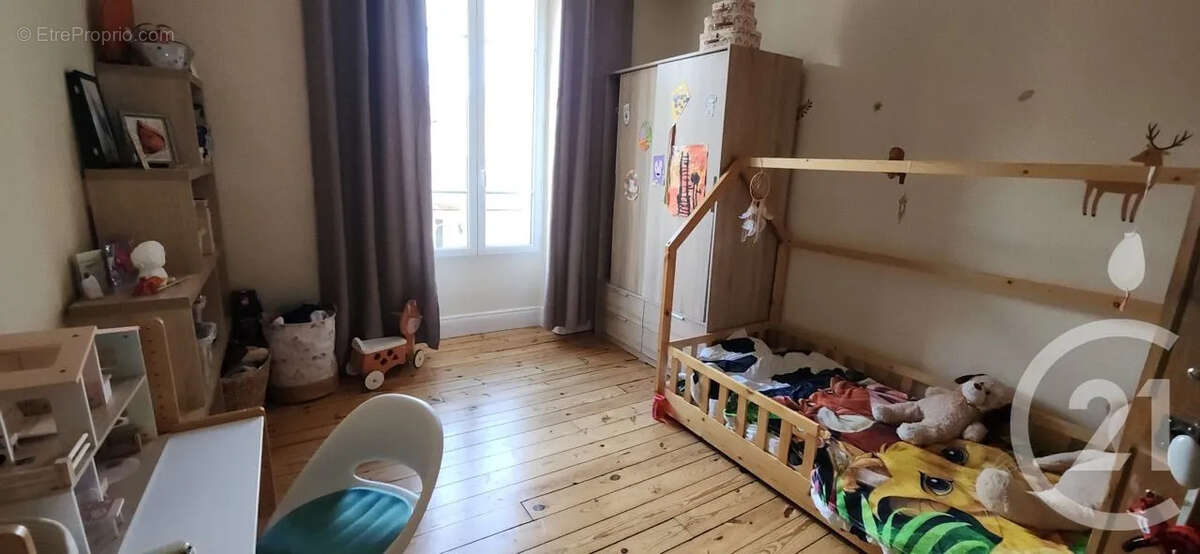 Maison 227 m² à Aurillac  - photo 8