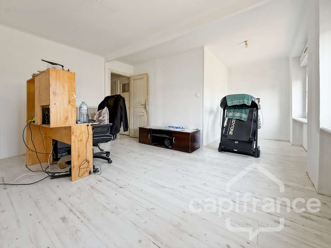 Maison familiale de 158 m² avec sous-sol complet - 5 Chambres - Lannilis 29870 - Proche commerces, écoles- Plage à 10 min - photo 6