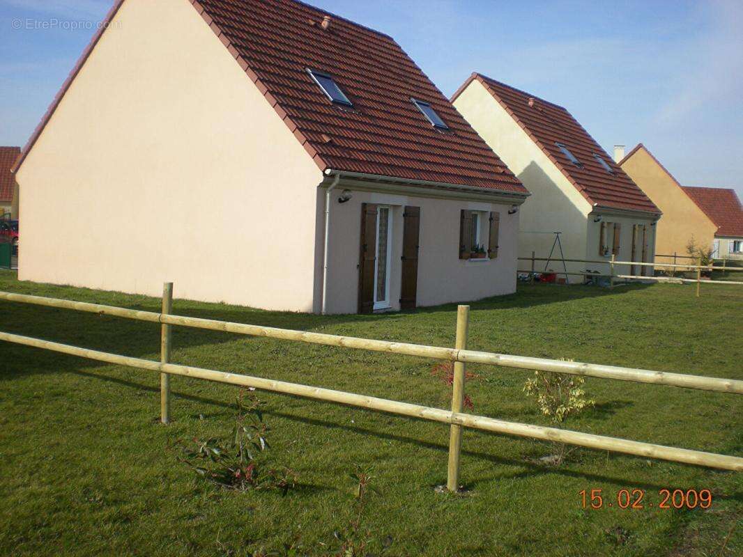 Maison familiale de 95 m² avec jardin clos et garage ? Bonneval - photo 2