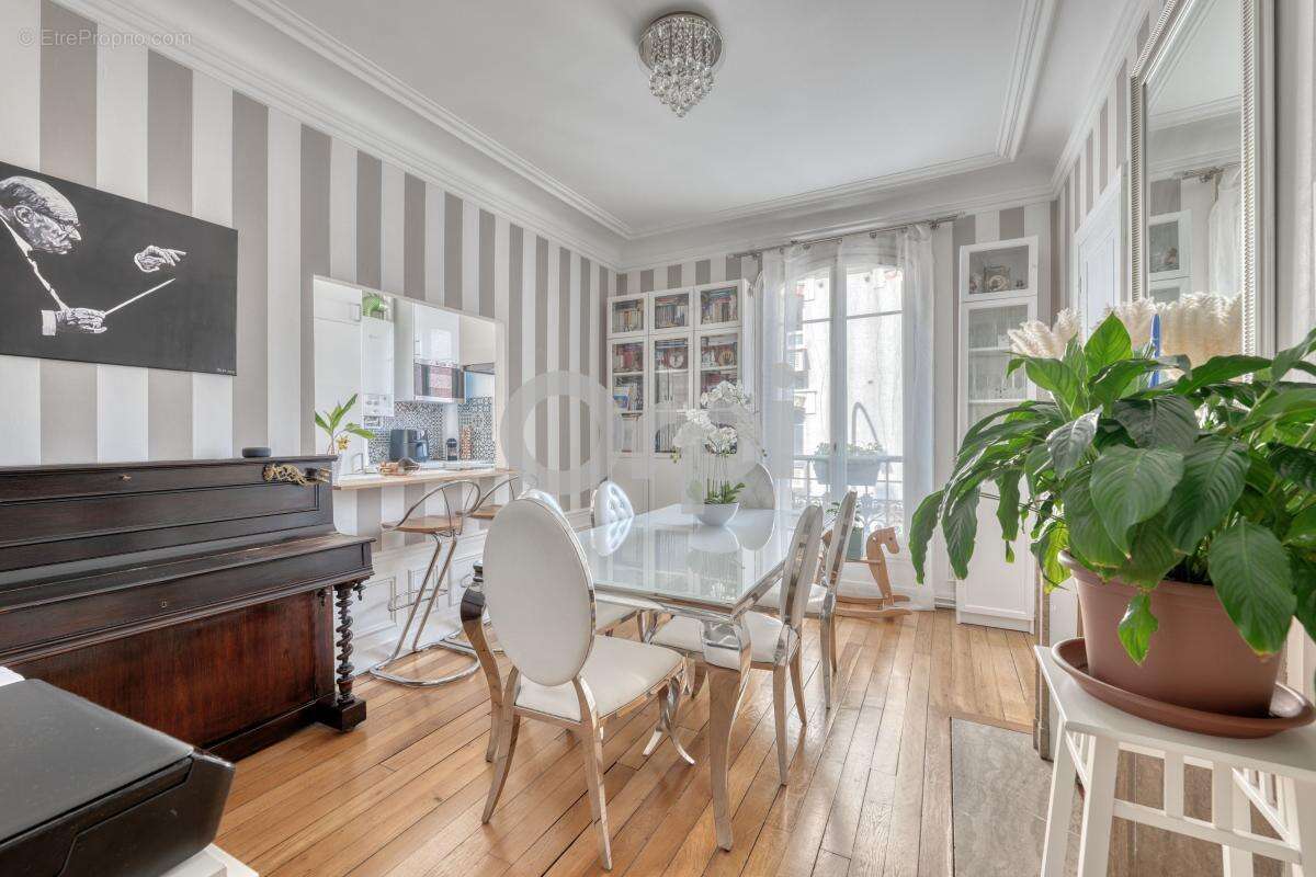 Appartement à LE RAINCY