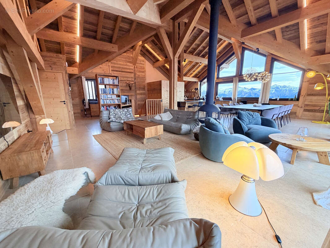 Maison à FONTCOUVERTE-LA-TOUSSUIRE