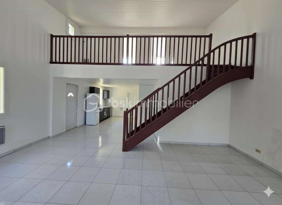 Maison à GAGEAC-ET-ROUILLAC