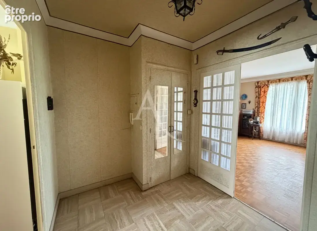 Nantes Appartement 104 m², 4 chambres, grande terrasse, garage + dépendances - photo 4