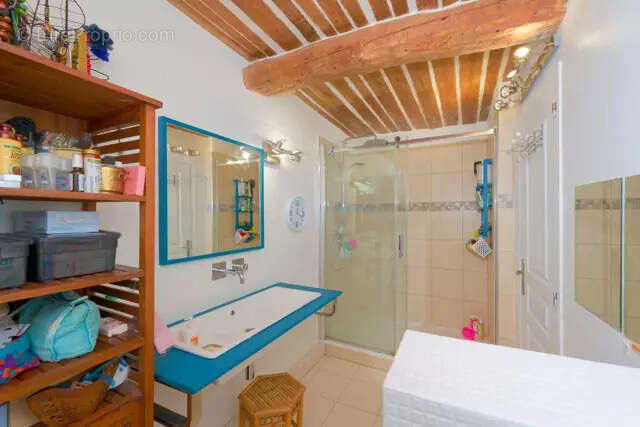 Maison individuelle 3 pièces de charme atypique avec cave sur Villeneuve loubet - photo 7
